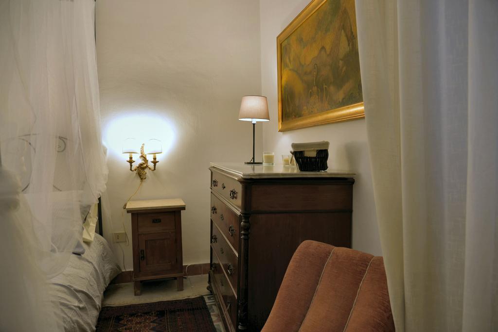 Real Teatro Umberto I Bed & Breakfast Palermo Ngoại thất bức ảnh