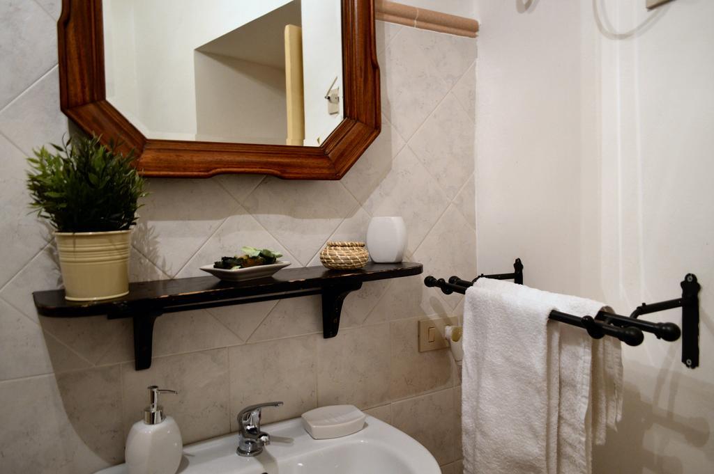 Real Teatro Umberto I Bed & Breakfast Palermo Ngoại thất bức ảnh