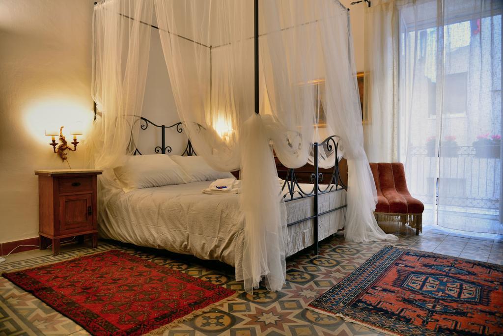 Real Teatro Umberto I Bed & Breakfast Palermo Ngoại thất bức ảnh